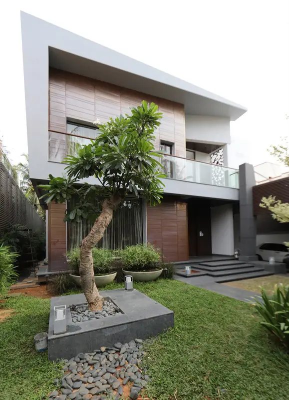 Actor Sunil Reddy's home